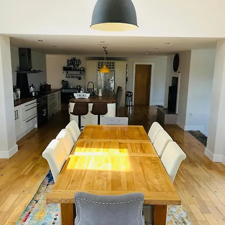 Holiday home Hawthorn House Rosmuck