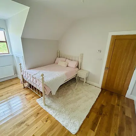 Hawthorn House Rosmuck